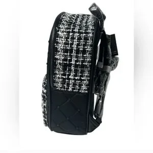 Badgley Mischka | Bags | Badgley Mischka Big Diamond Quilted  display picture 3